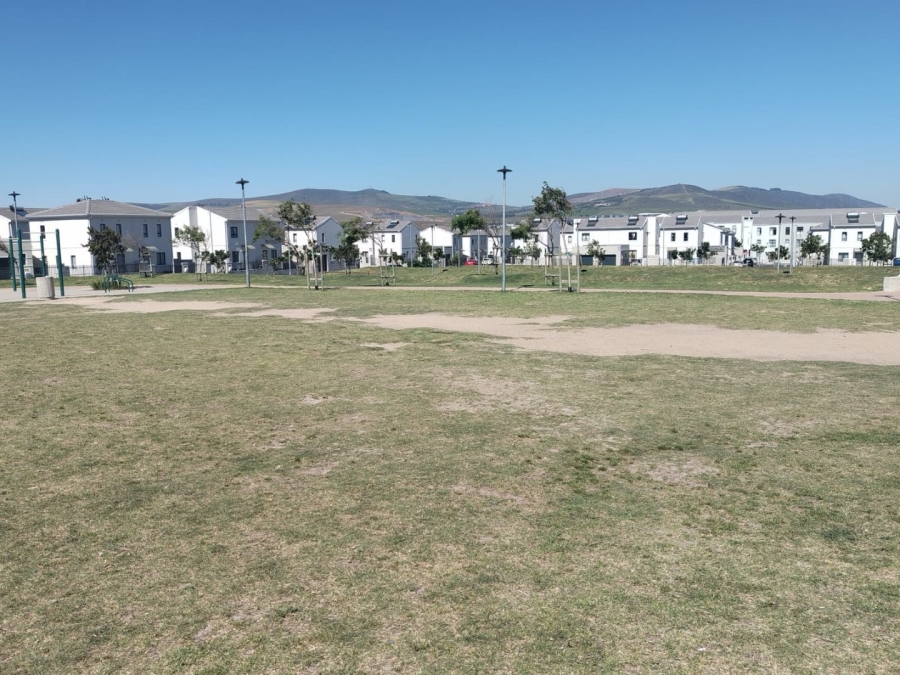 2 Bedroom Property for Sale in Rivergate Western Cape